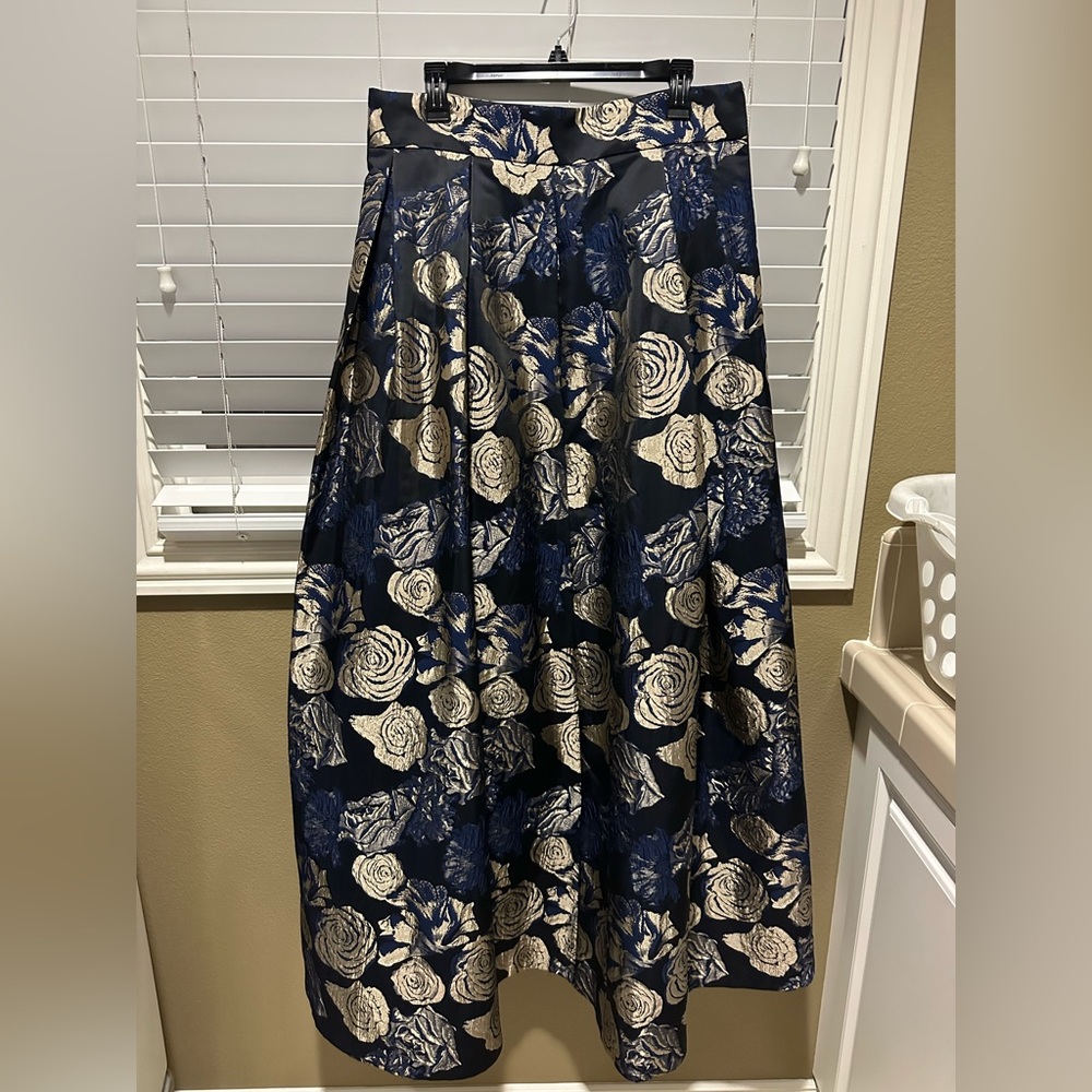 BN Eliza J Ballgown Skirt
